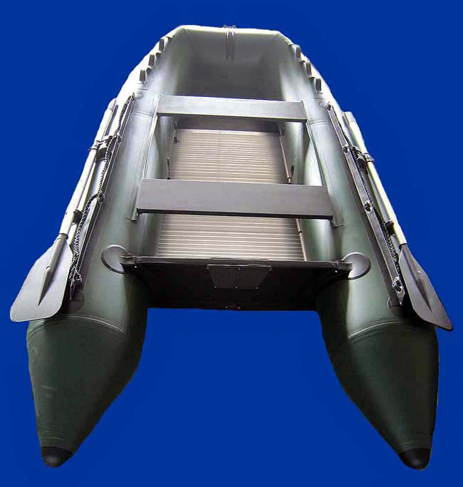 Bateau peche vert olive Bateau peche vert olive
